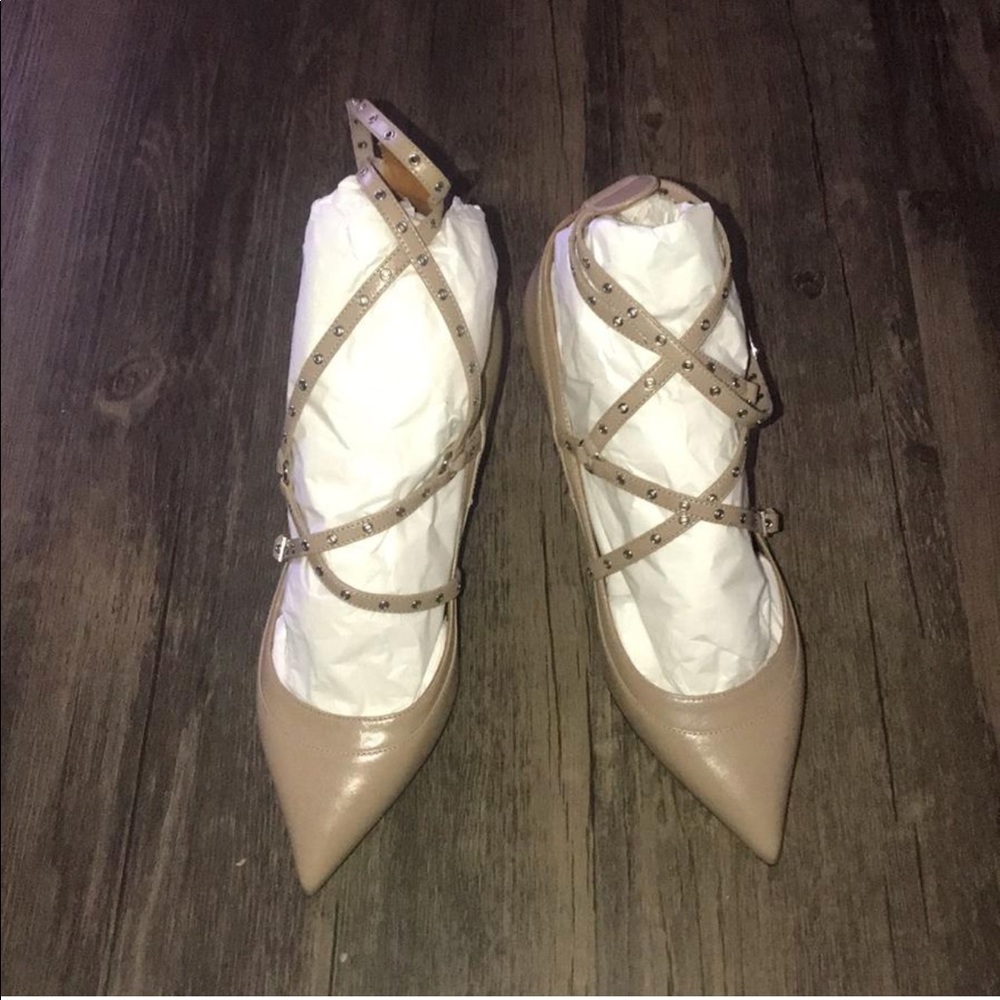 Valentino Love Latch Pump